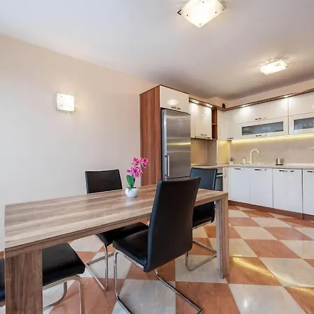 Belleville Apartman Várna